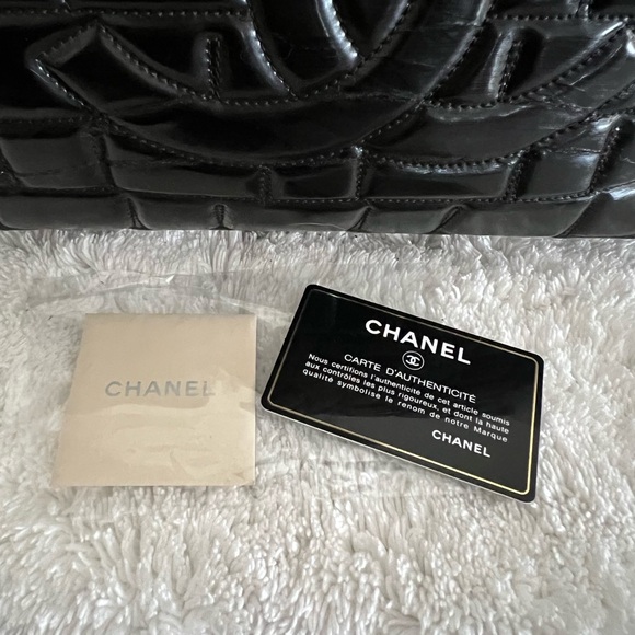 Chanel Black Quilted Vinyl Large Frozen Tote Bag - Picture 13 of 15